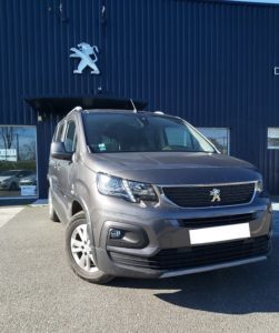 Peugeot Aveyron Ceignac TPMR aménager aux Handicapés